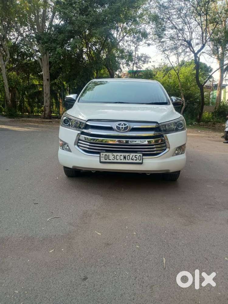 Toyota Innova Crysta 2.4 V 7 Str, 2017, Diesel