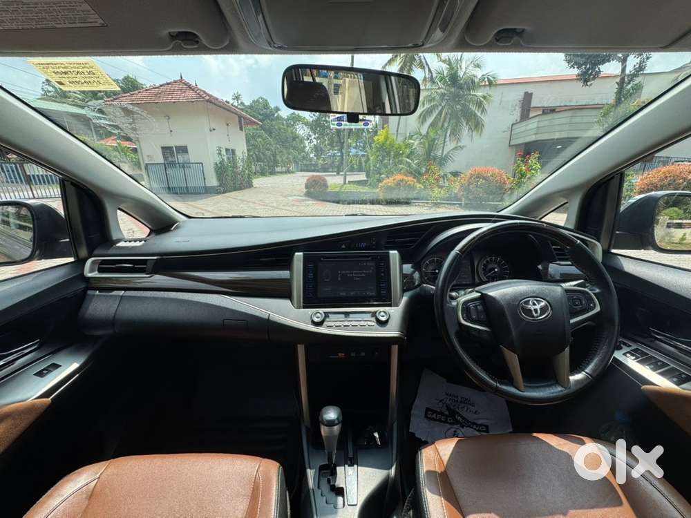 Toyota Innova Crysta Diesel 2016