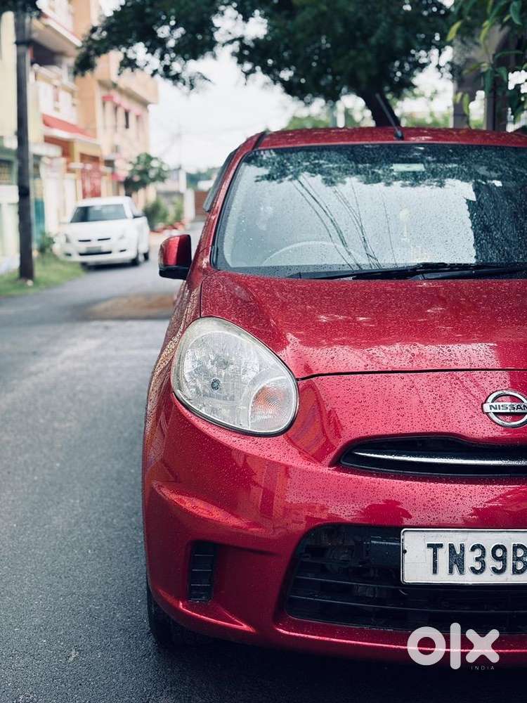 Nissan Diesel Car 2012