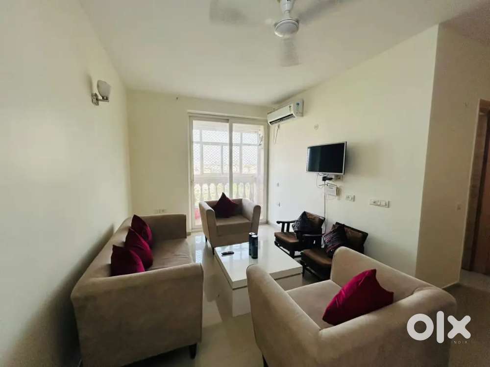 This is 1 bhi full furnished flat in Krishna Castle, Omaxe Eternity.