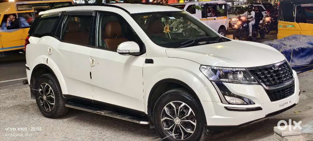 Xuv 500 , W7 At Company Serviced