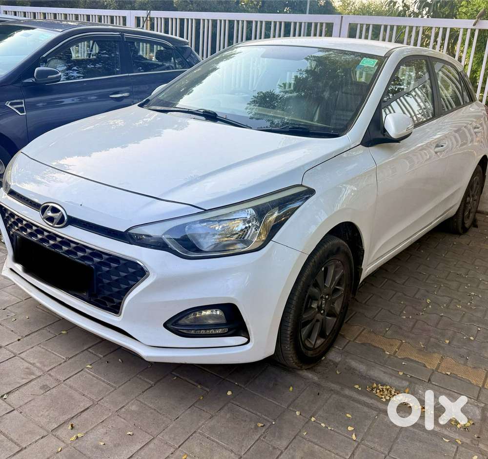 Hyundai Elite I20 Sportz (o) 1.2, 2020, Petrol