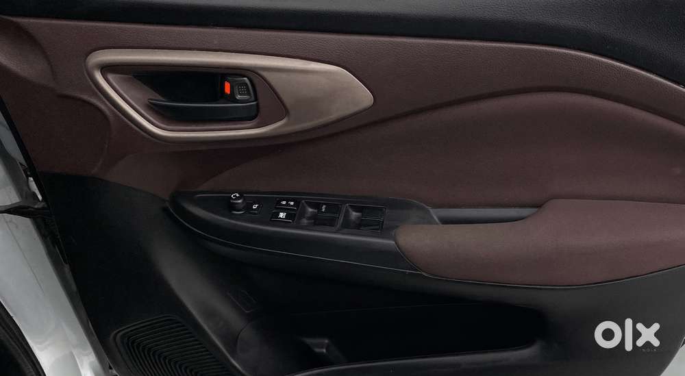 Maruti Suzuki Fronx Delta Plus 1.2l Ags, 2024, Petrol