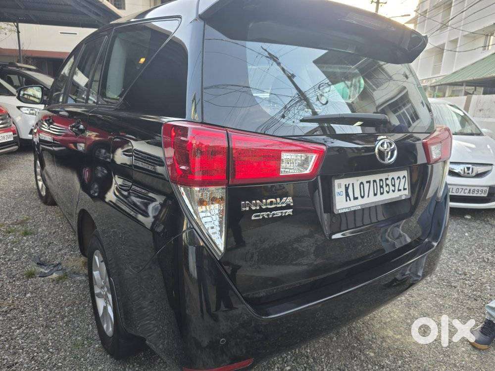 Toyota Innova Crysta 2.4 Gx Limited Edition 7 Str, 2023, Diesel