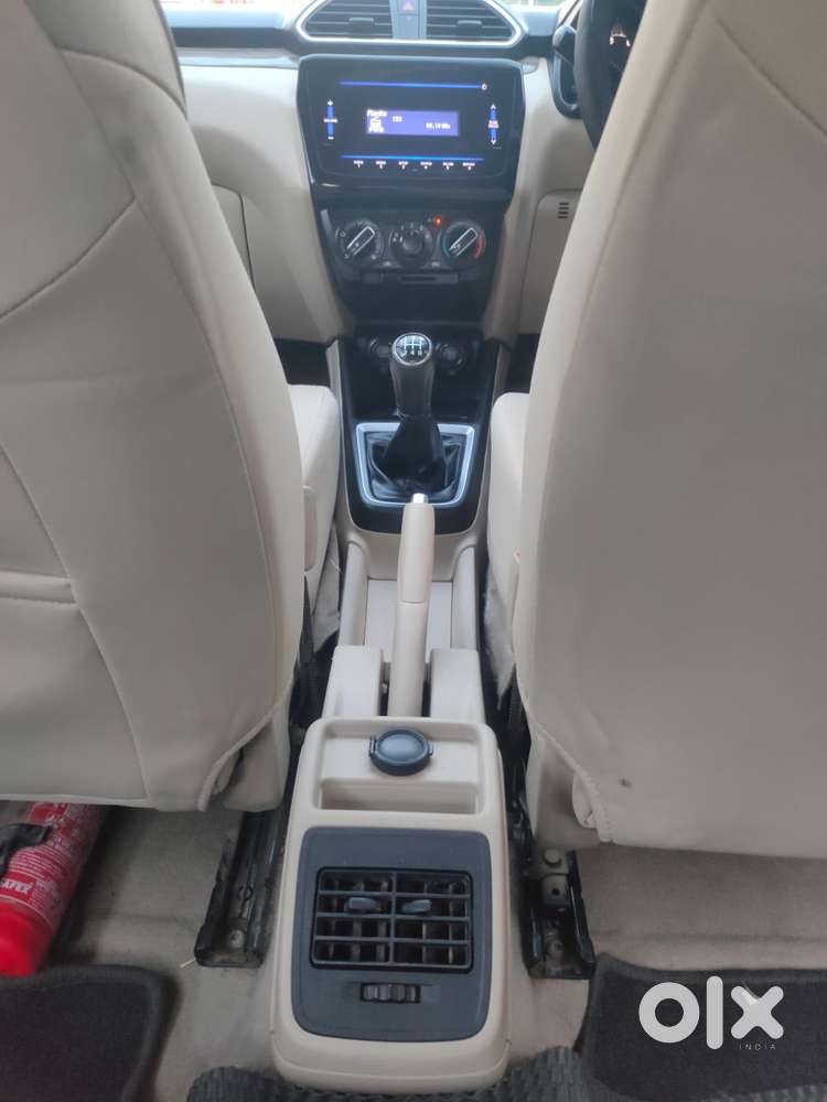Maruti Suzuki Dzire 1.2 Vxi Cng, 2022, Cng & Hybrids