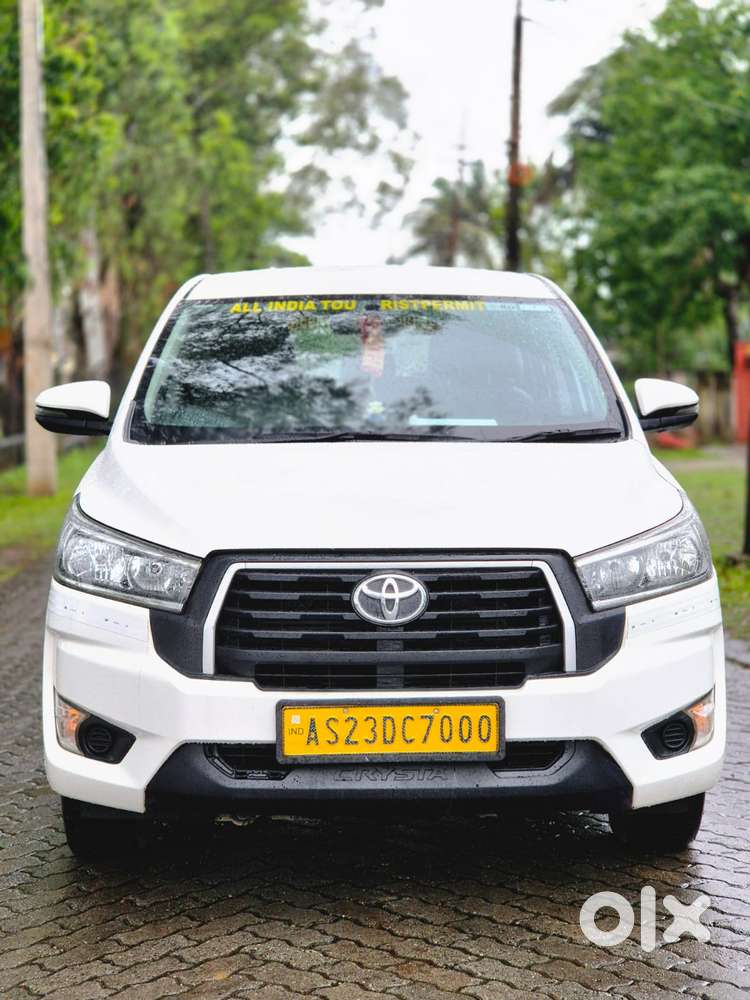 Toyota Innova Crysta [2020-ongoing] 2.7 Gx Mt 8 Str, 2023, Diesel