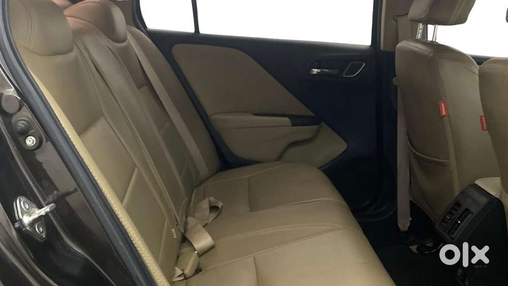 Honda City 1.5 V 5th Gen I-vtec Mt, 2022, Petrol