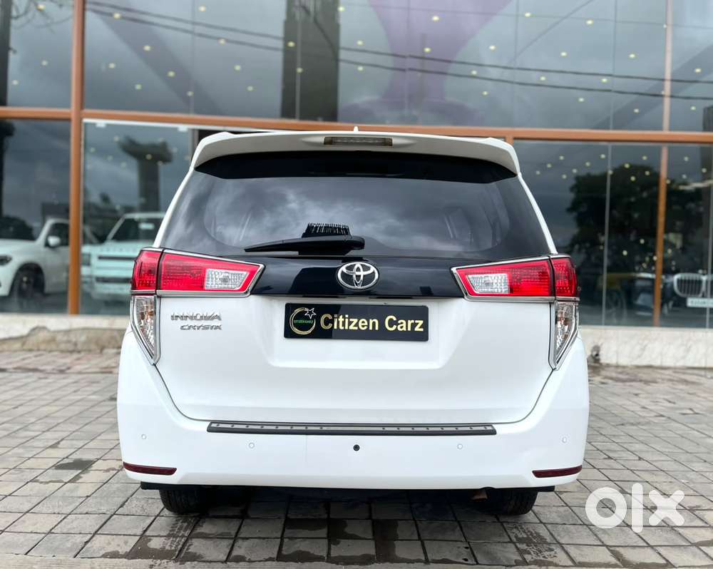 Toyota Innova Crysta 2.4 G Mt 7 Str, 2023, Diesel