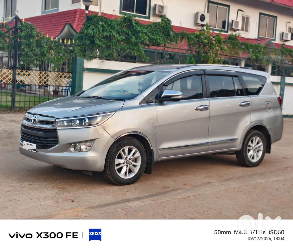 Toyota Innova Crysta [2020-ongoing] 2.4 Vx 8 Str, 2016, Diesel