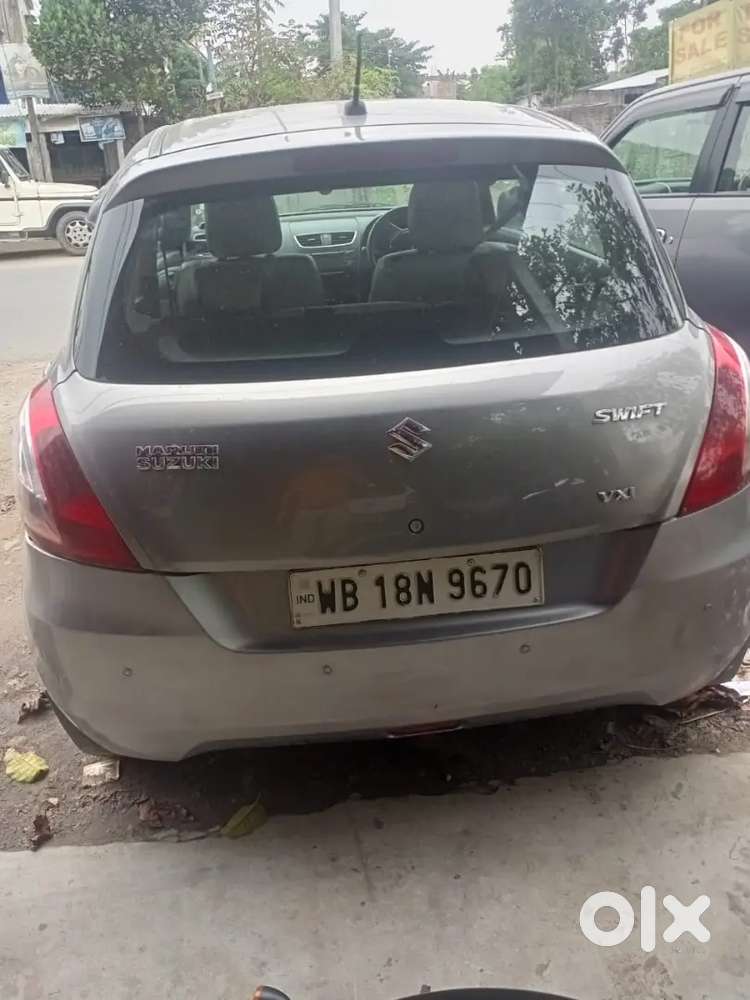 Maruti Suzuki Swift 2016 Petrol 64000 Km Driven