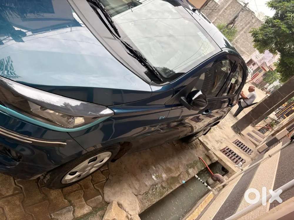 Tata Tiago Ev 2025 Electric Well Maintained