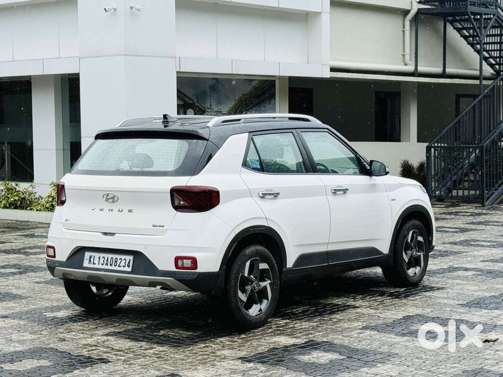 Hyundai Venue 1.0 Sx (o) Turbo Dct, 2019, Petrol
