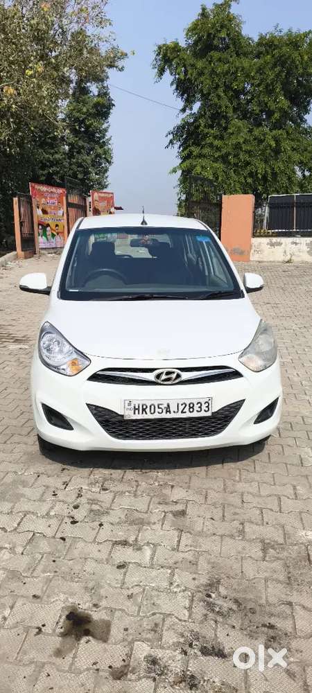 Hyundai I10 Sportz 2013 1st Owner Petrol Cng New Tayar Bima Valid