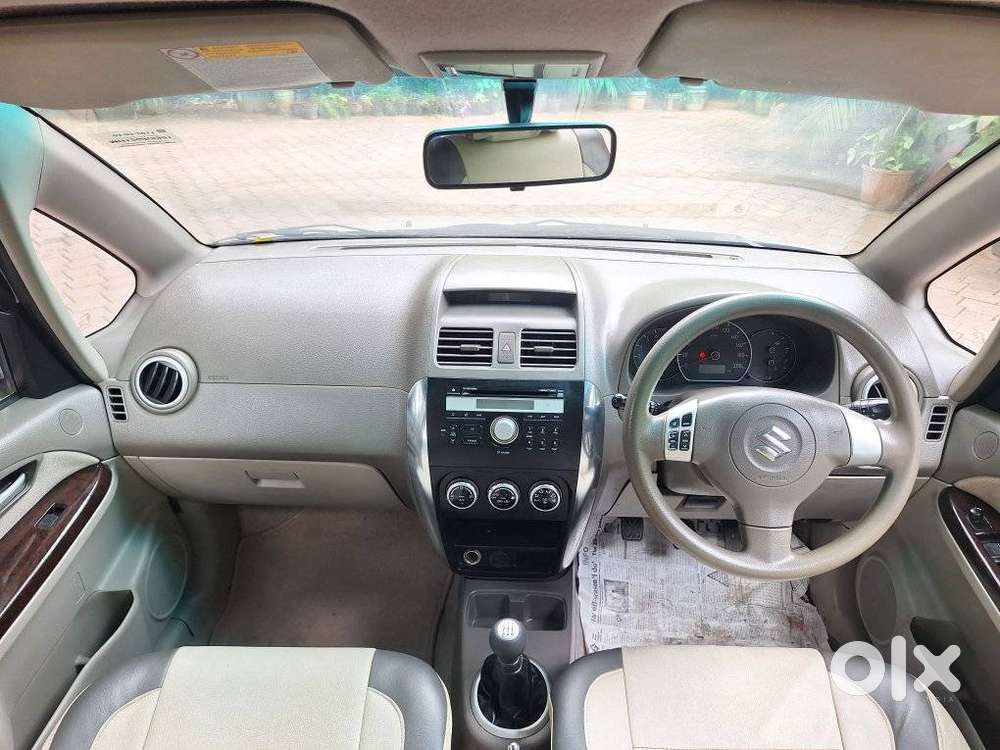 Maruti Suzuki Sx4 Zxi Mt Bsiv, 2011, Petrol