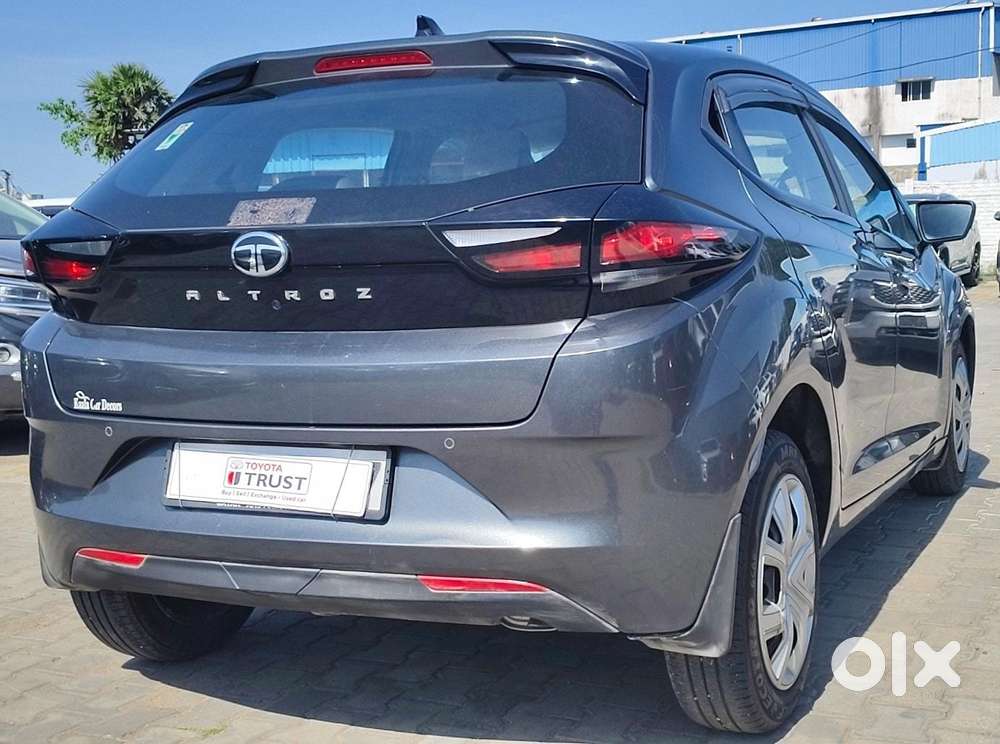 Tata Altroz 1.2 Xm Plus, 2024, Petrol