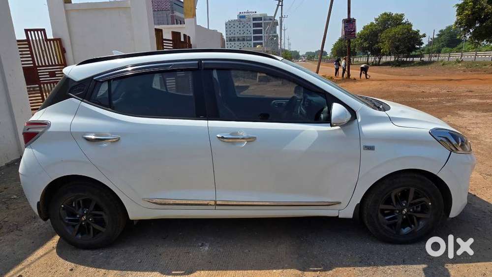 Hyundai Grand I10 Nios Sportz 1.2 At, 2020, Petrol