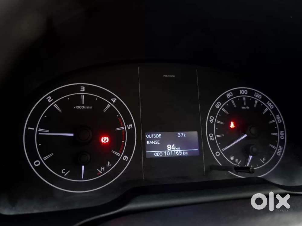 Toyota Innova Crysta [2020-ongoing] 2.4 Gx 7 Str, 2021, Diesel