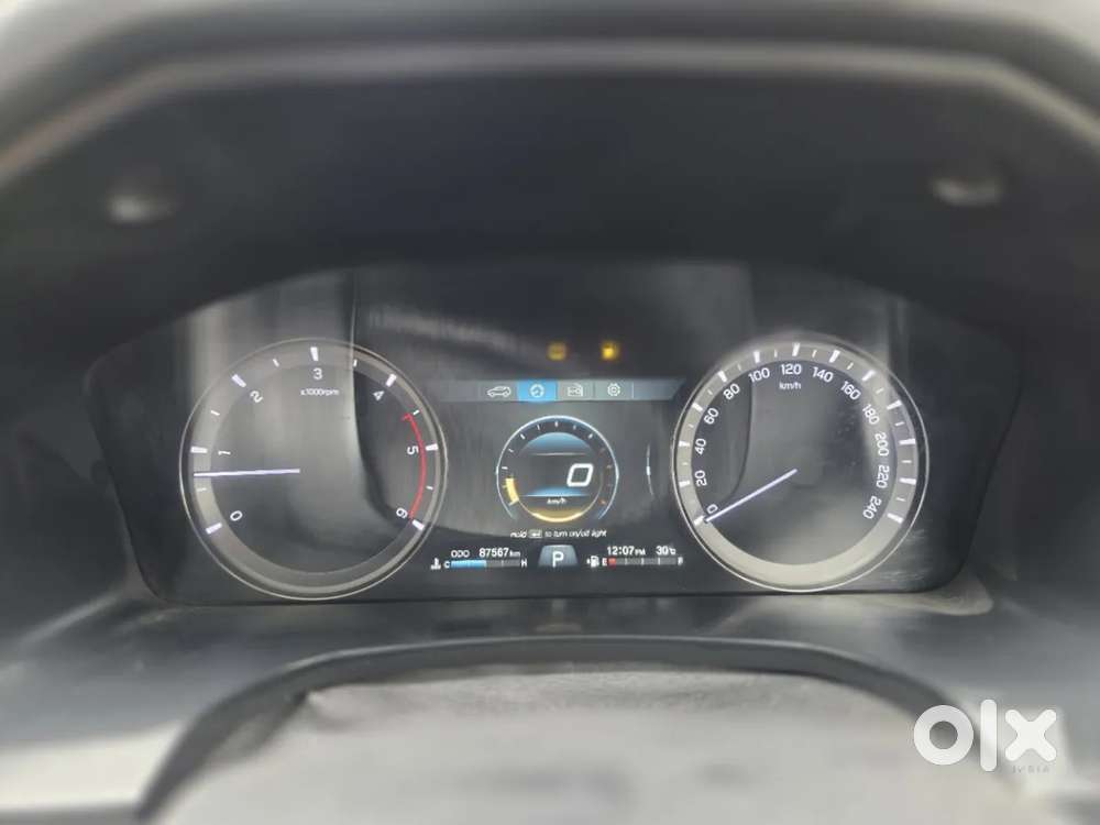 Mahindra Alturas G4 4wd At, 2019, Diesel