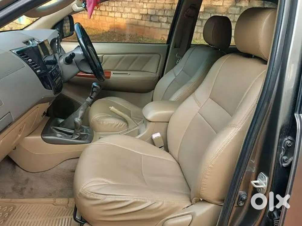 Toyota Fortuner 2013 Diesel Well Maintained