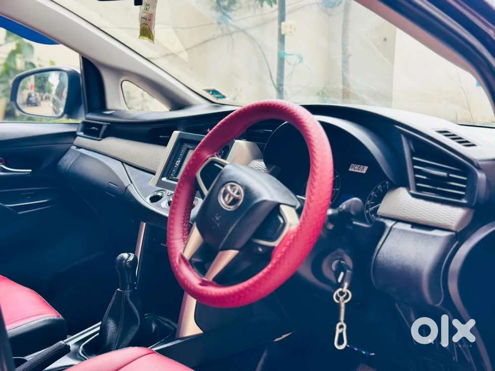 Toyota Innova Crysta [2020-ongoing] 2.4 Gx 8 Str, 2018, Diesel