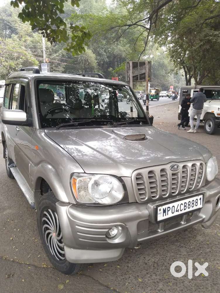 Mahindra Scorpio Classic 2009 Diesel 100000 Km Driven