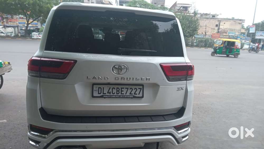 Toyota Land Cruiser Zx Petrol, 2025, Petrol