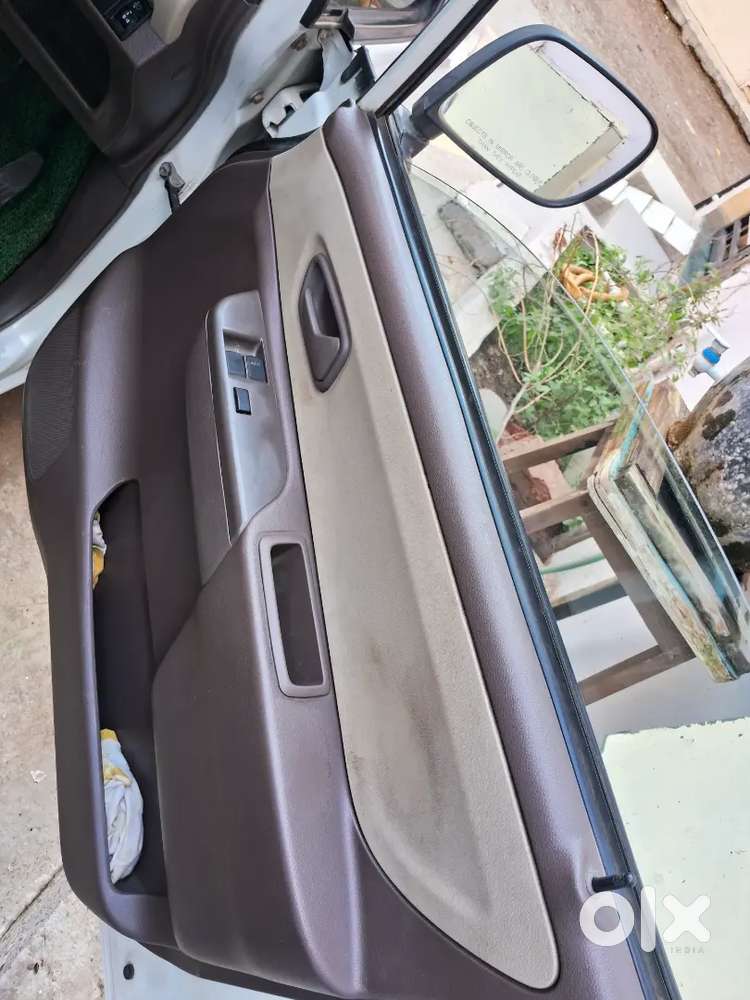 Maruti Suzuki Zen Estilo 2010 Model Lxi Petrol