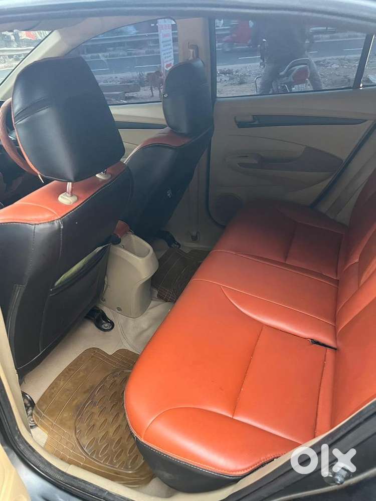 Honda City 2010 Cng & Hybrids Good Condition