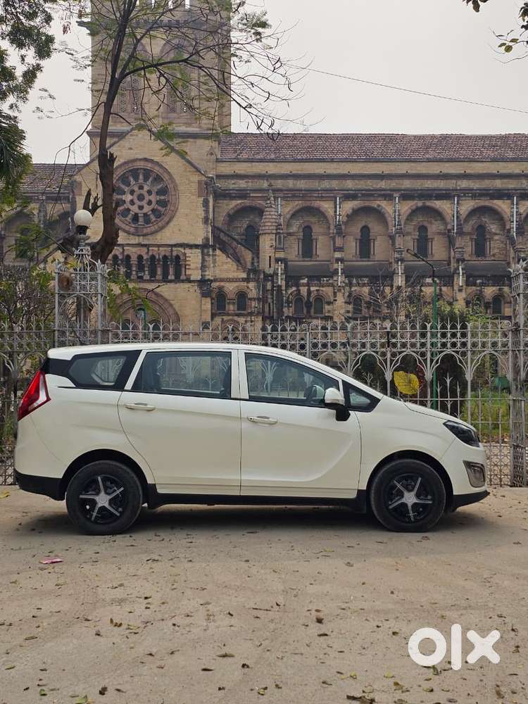 Mahindra Marazzo M6, 2019, Diesel