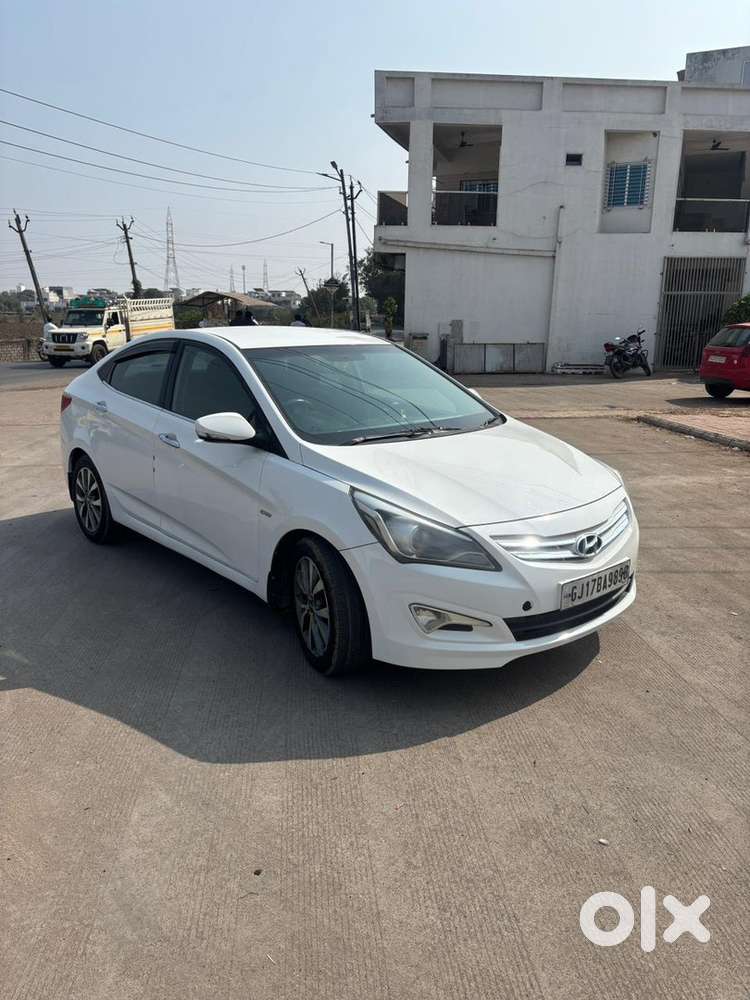 Hyundai Verna 2015 November Diesel Well Maintained