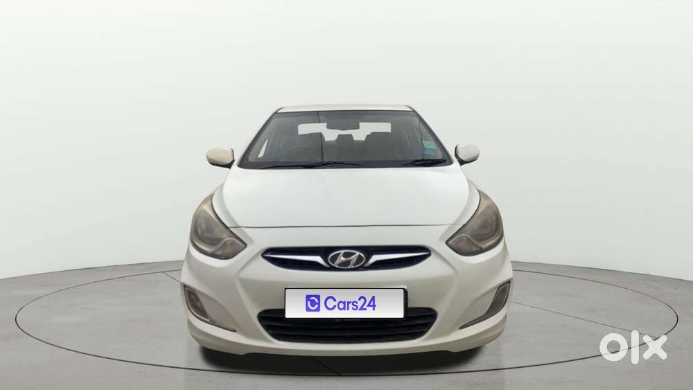 Hyundai Verna Fluidic 1.6 Vtvt Sx, 2013, Petrol