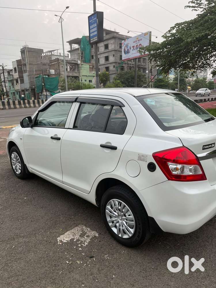 Maruti Suzuki Dzire 1.2 Lxi, 2022, Petrol