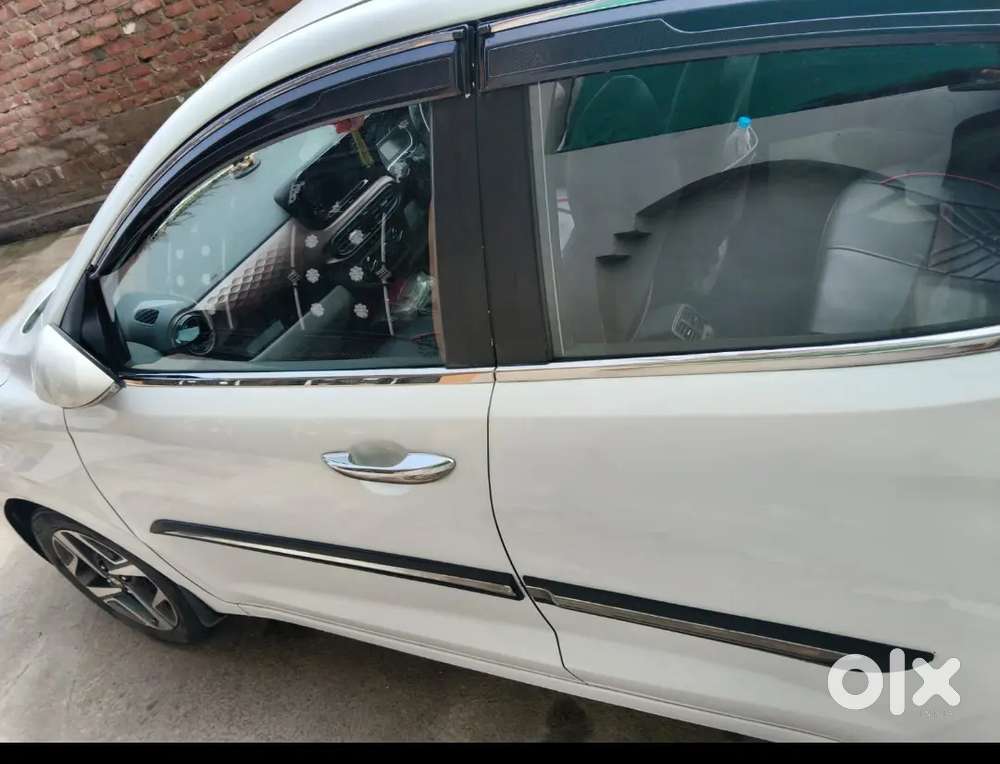 Hyundai Aura 2022 Petrol Manual