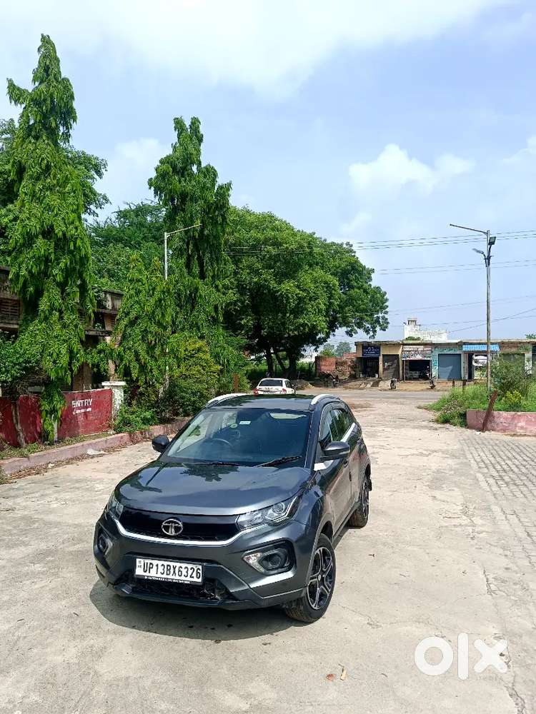Tata Nexon Top Model Sunroof Diesel