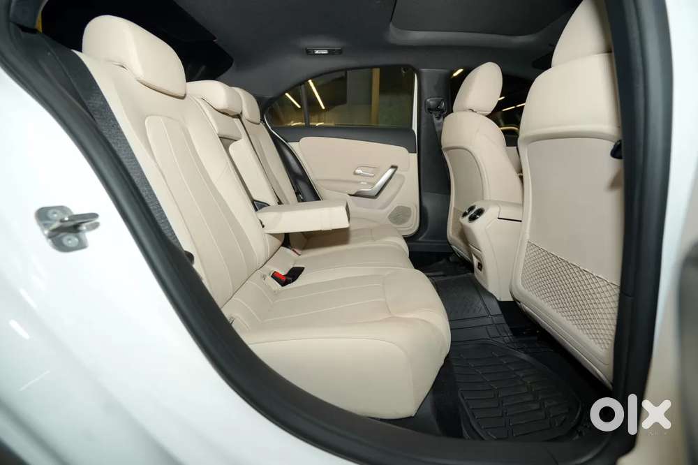 Mercedes-benz A-class Limousine 200, 2025, Petrol