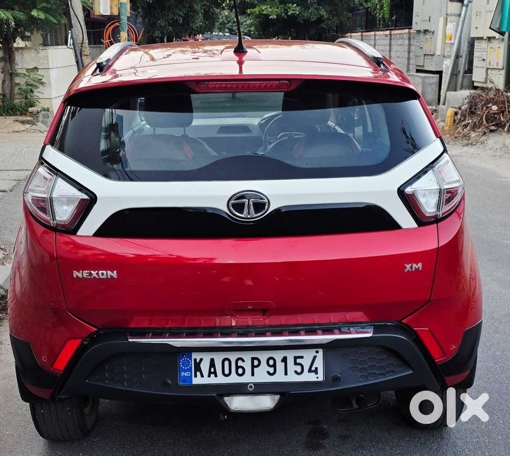 Tata Nexon 1.2 Revotron Xm (s), 2018, Petrol
