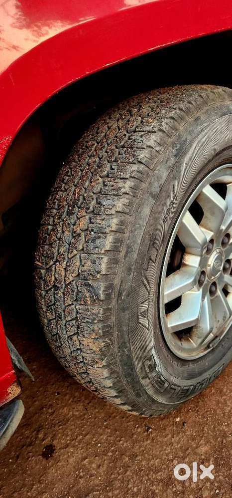 Mahindra Tuv 300 T8 Amt (automatic), 2016, Diesel