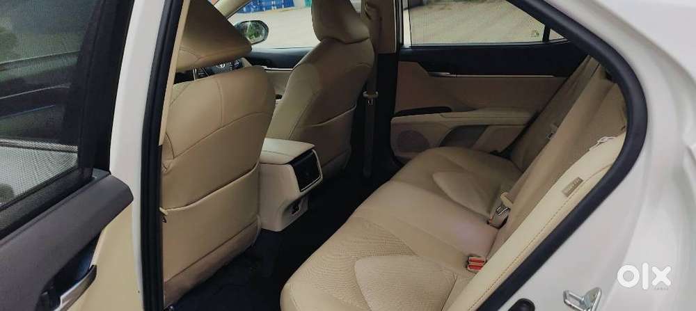 Toyota Camry Hybrid, 2024, Petrol