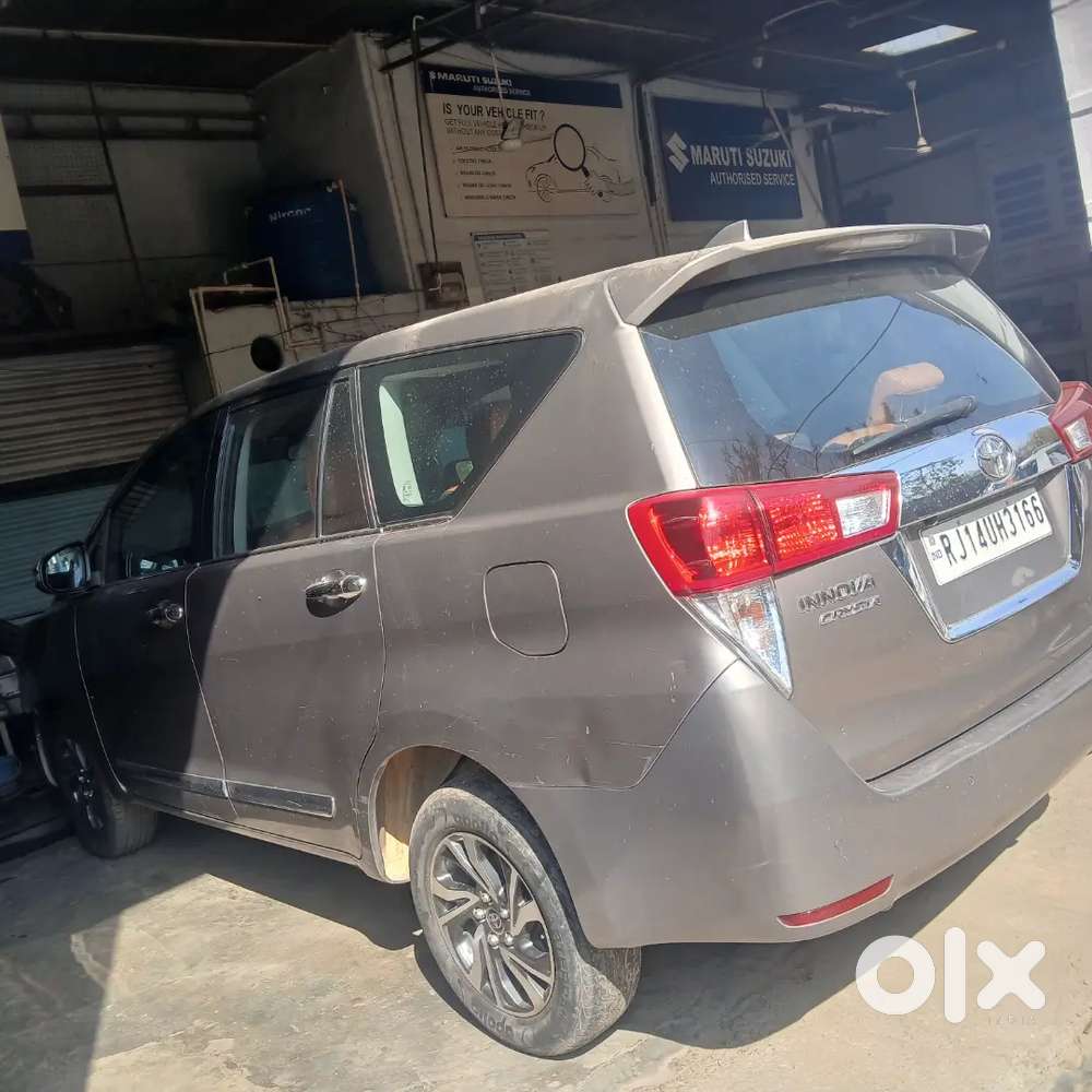 Toyota Innova Crysta 2021 Amt