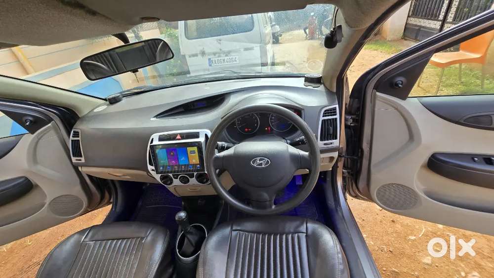 Hyundai I20 Magna Petrol 2012