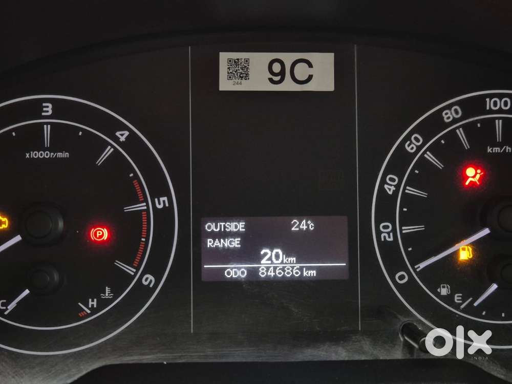 Toyota Innova Crysta [2020-ongoing] 2.7 Gx Mt 8 Str, 2023, Diesel