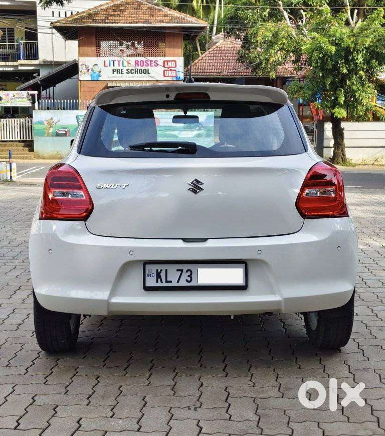Maruti Suzuki Swift Vvt Zxi, 2023, Petrol