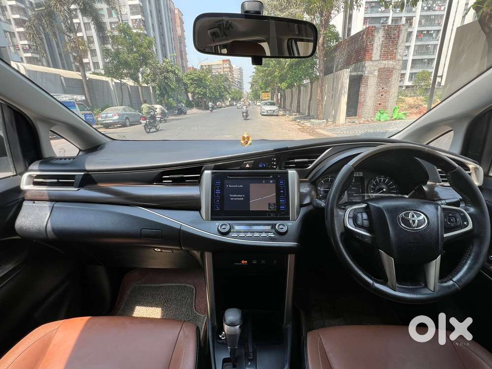 Toyota Innova Crysta 2.8z Automatic, 2017, Diesel