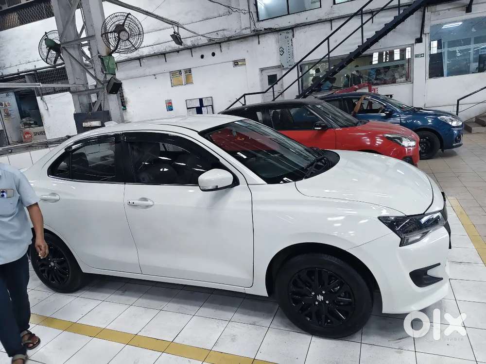 2025 Maruti Dzire Zxi  Showroom Condition  Single Owner  18k Km