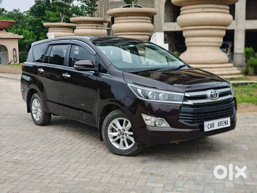 Toyota Innova Crysta Touring Sport 2.4 Mt, 2017, Diesel