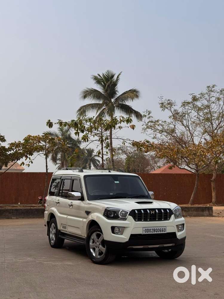 Mahindra Scorpio Classic 2.2 S 11 Mt 7 Str, 2021, Diesel