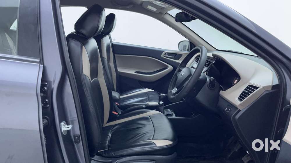 Hyundai Elite I20 Asta Option, 2016, Petrol