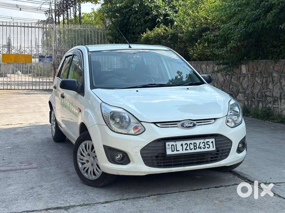 Ford Figo 2010-2012 Petrol Zxi, 2014, Petrol