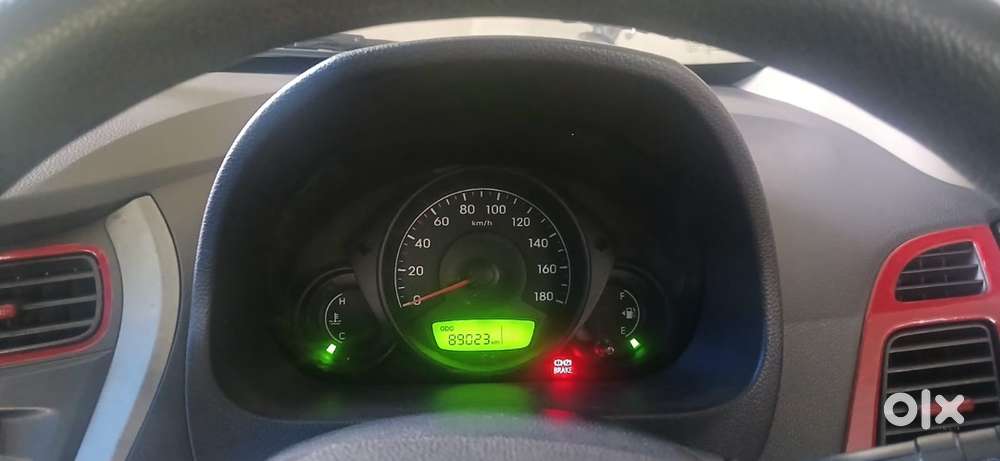 Hyundai Eon 2012 Petrol Well Maintained