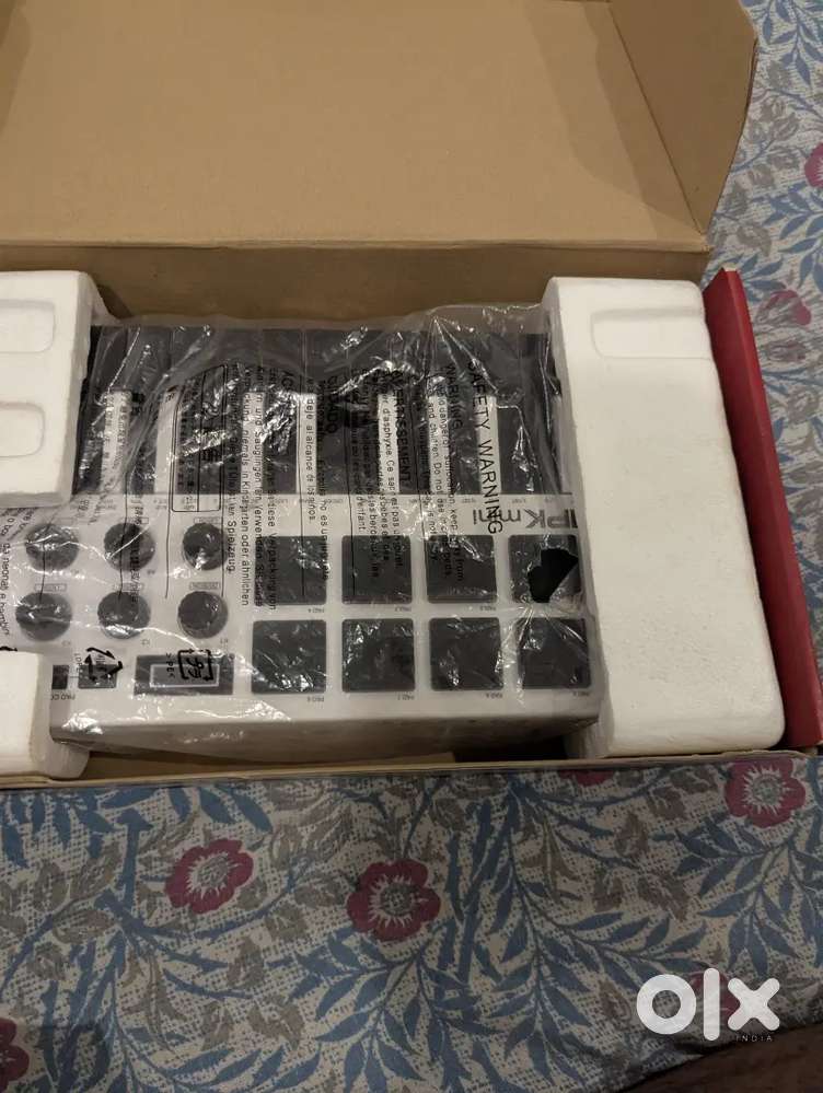AKAI PROFESSIONAL MPK MINI MIDI III
